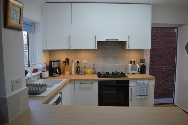 White Masterclass Kitchen kitchen