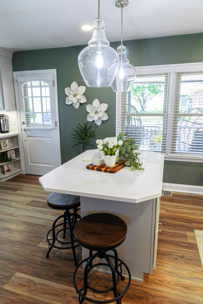 Farmhouse Style Kitchen