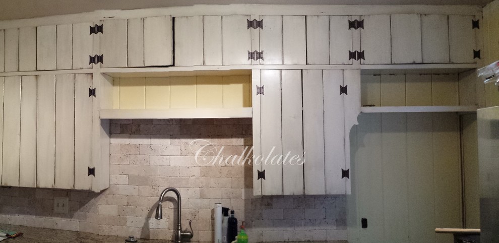 Kitchen - rustic kitchen idea