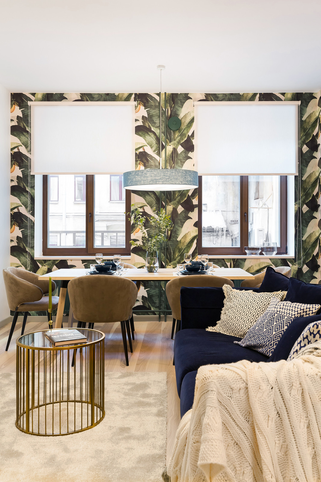 Тропическая медь на Стремянной улице