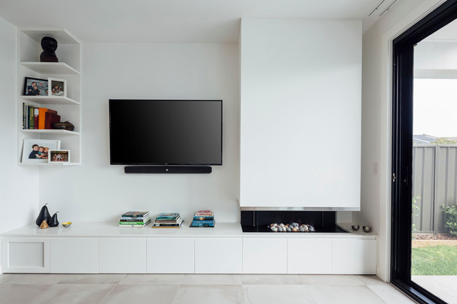 Hamilton Residence contemporary-vardagsrum