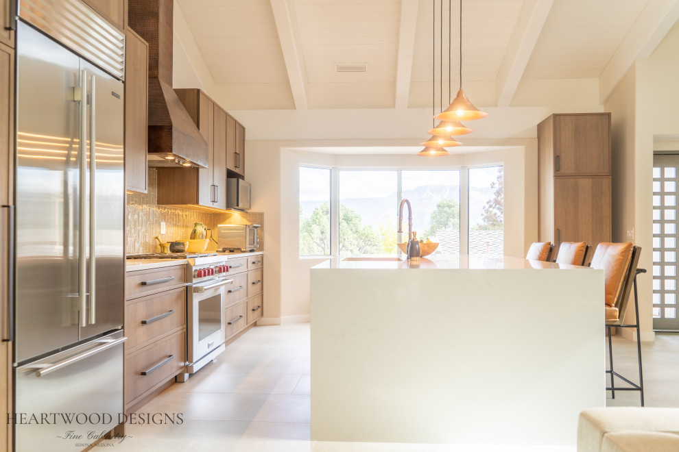 Inspiration for a transitional kitchen remodel in Phoenix