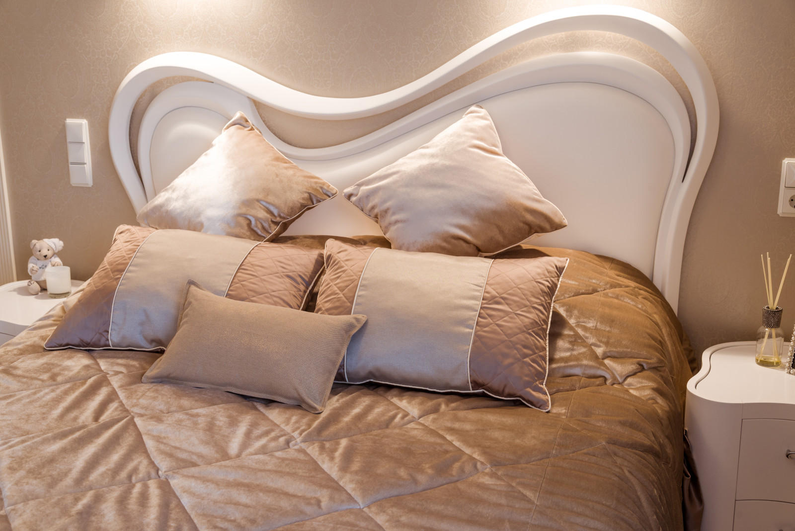 Квартира в стиле Неоклассика (70 кв м)