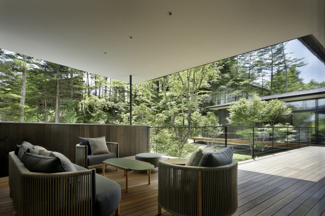 KOU VILLA moderno-patio
