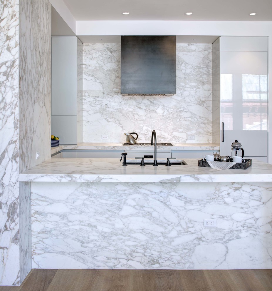 Inspiration for a medium sized contemporary kitchen in New York.