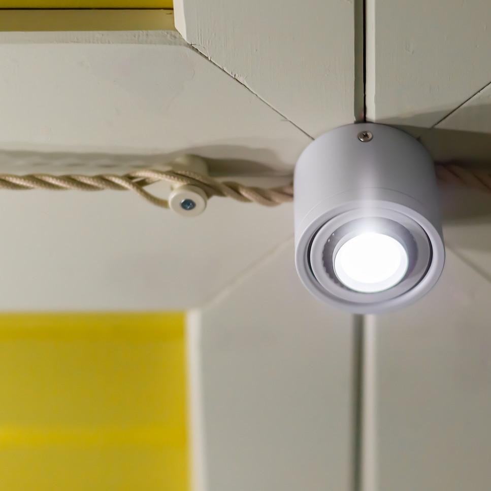 ВЕРАНДА В ДОМЕ. СТОЛОВАЯ ЦВЕТА ТИФАННИ.