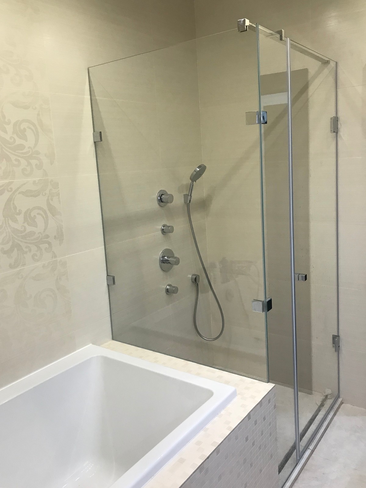 стеклянные дешевые кабины от ril-project.pro