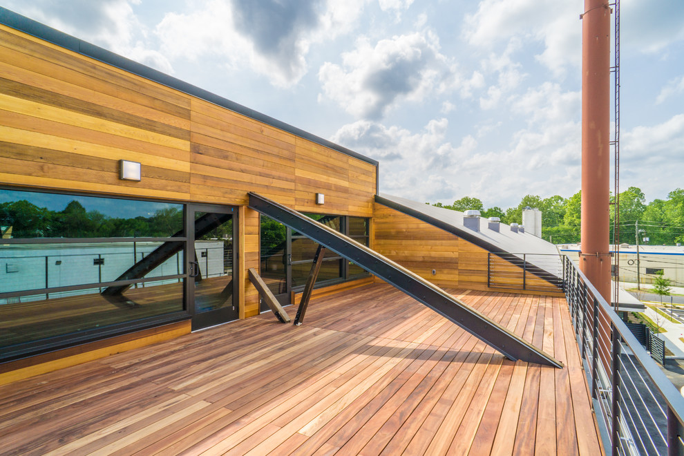 Inspiration for a large modern rooftop deck in Atlanta with no cover.