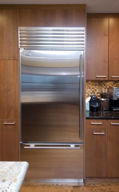 Inspiration for a transitional kitchen remodel in Chicago