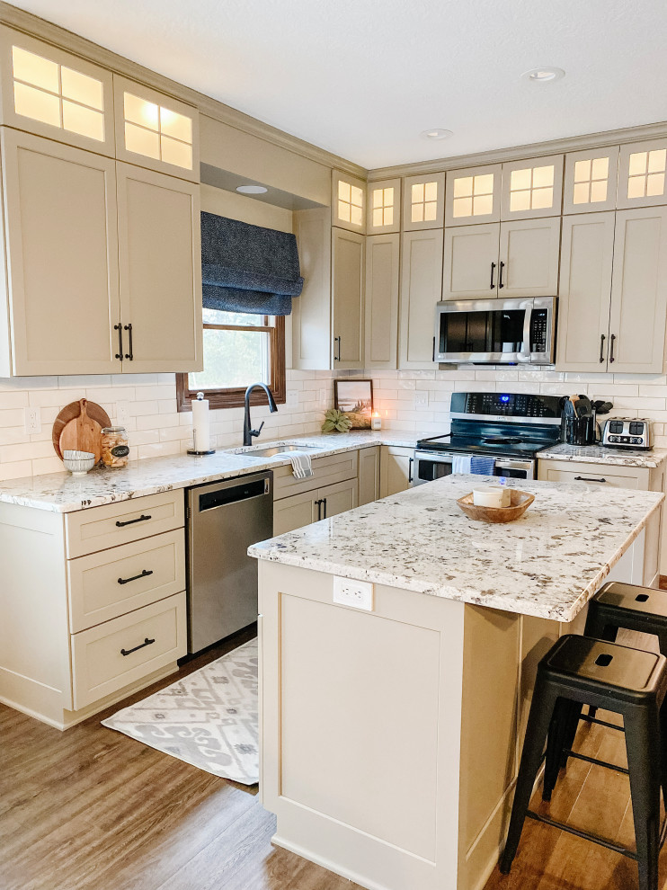 Kitchen - kitchen idea in Columbus