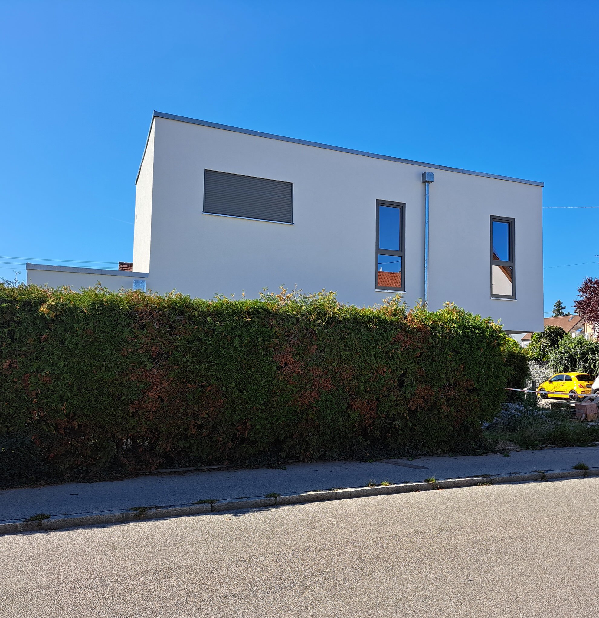 Neubau als Flachbau Ansicht Obergeschoß, Fertigstellung Juli 2023