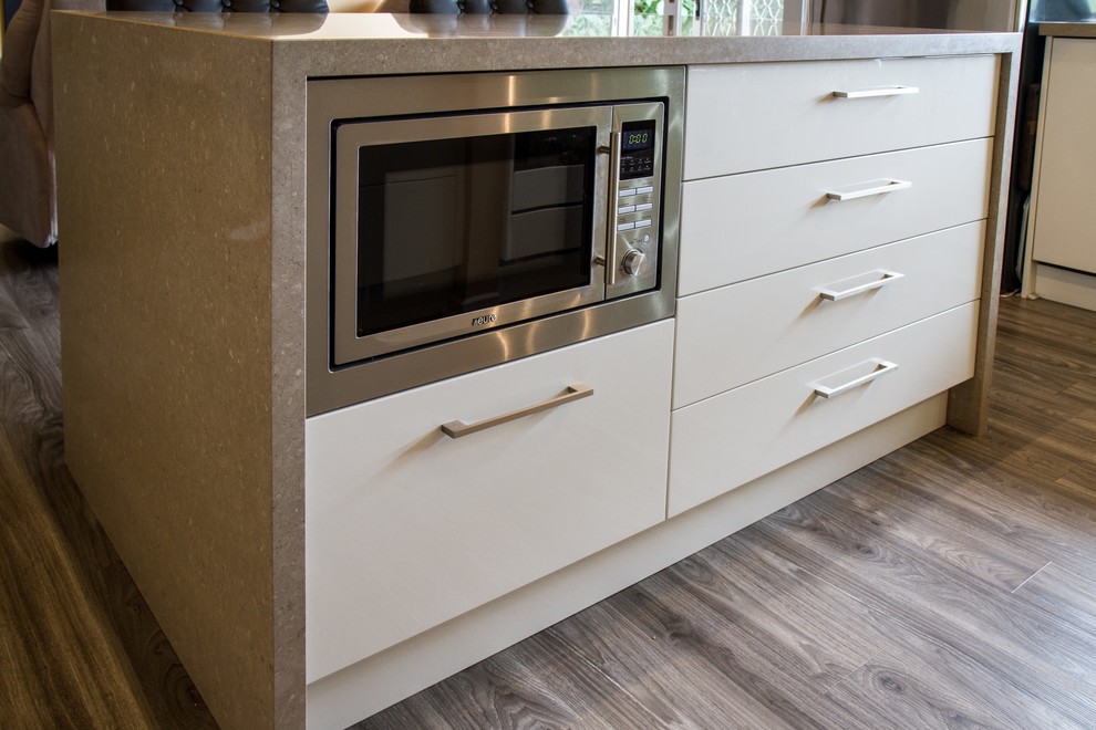 Contemporary kitchen in Melbourne.