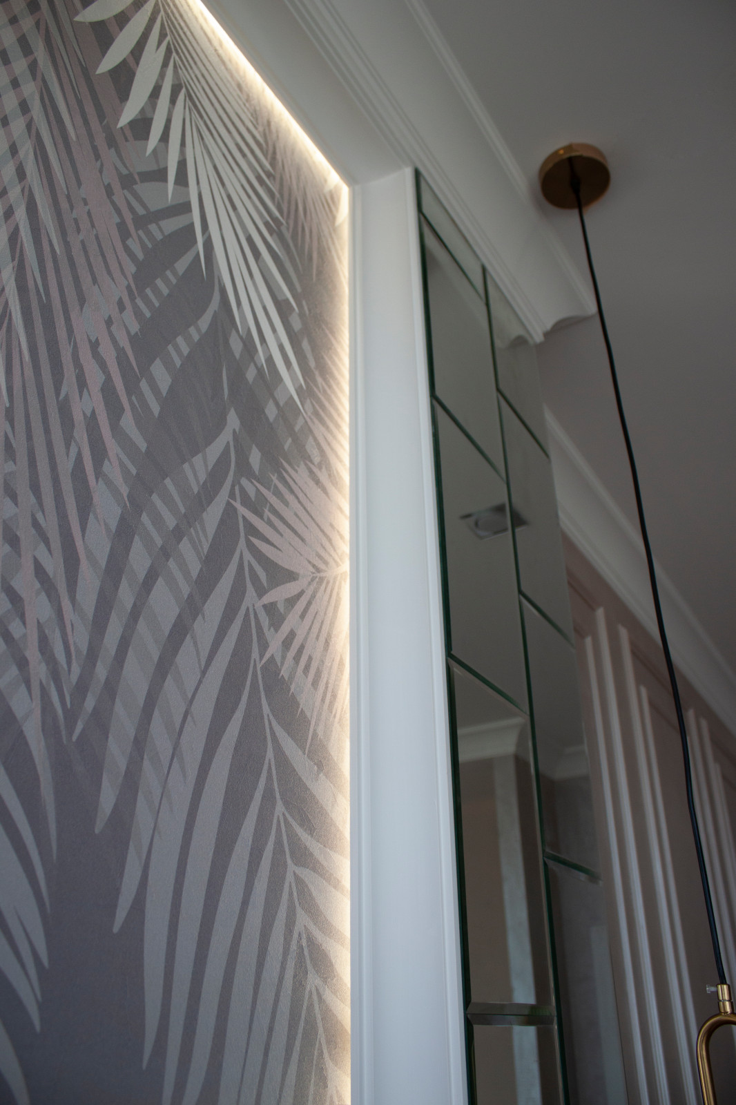 Двухкомнатная квартира в неоклассическом стиле