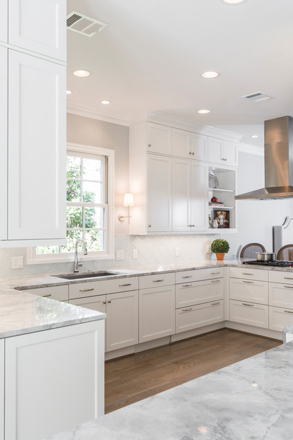 Transitional Kitchen Remodel klassisch-modern-kueche