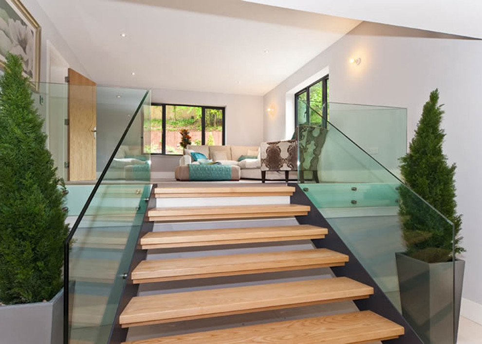 Photo of a contemporary staircase in Buckinghamshire.