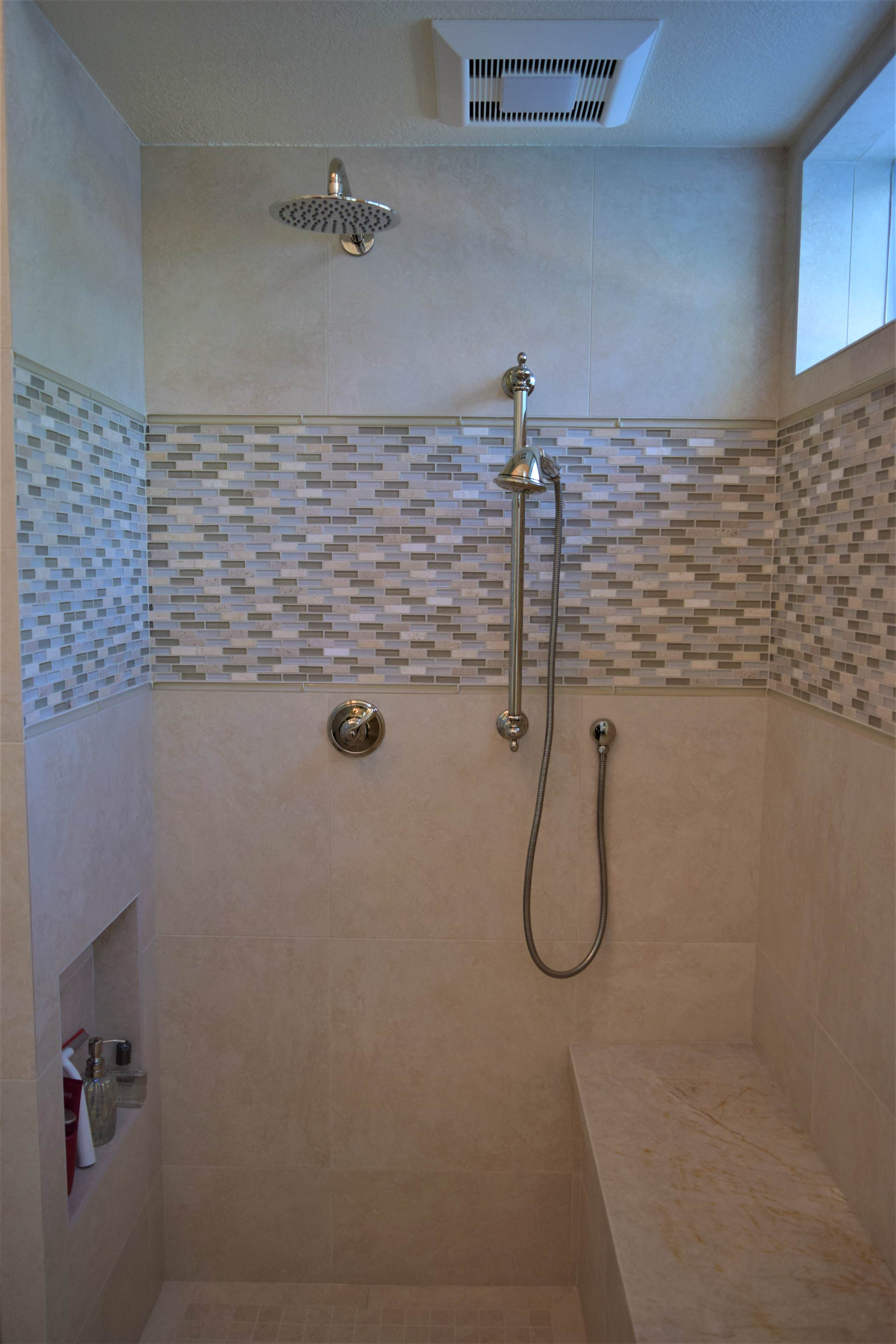Santos - Master Bath
