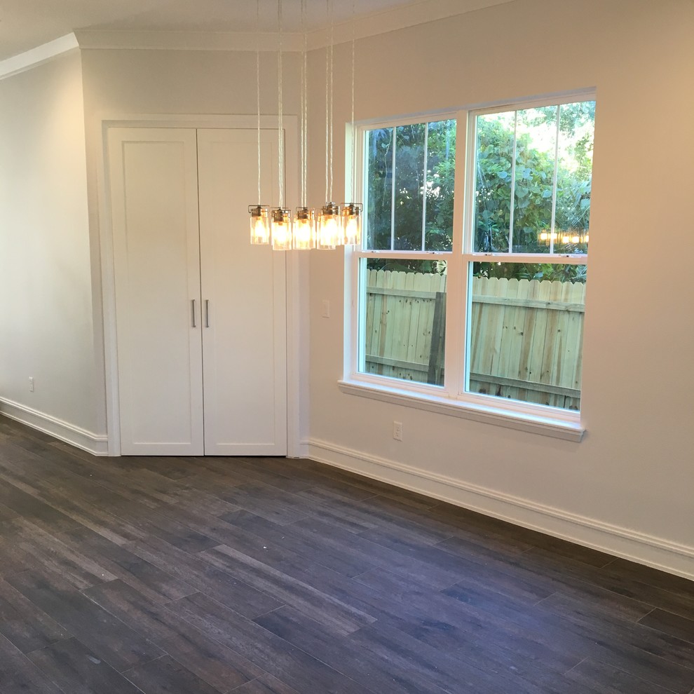 Inspiration for a transitional home design remodel in Orlando