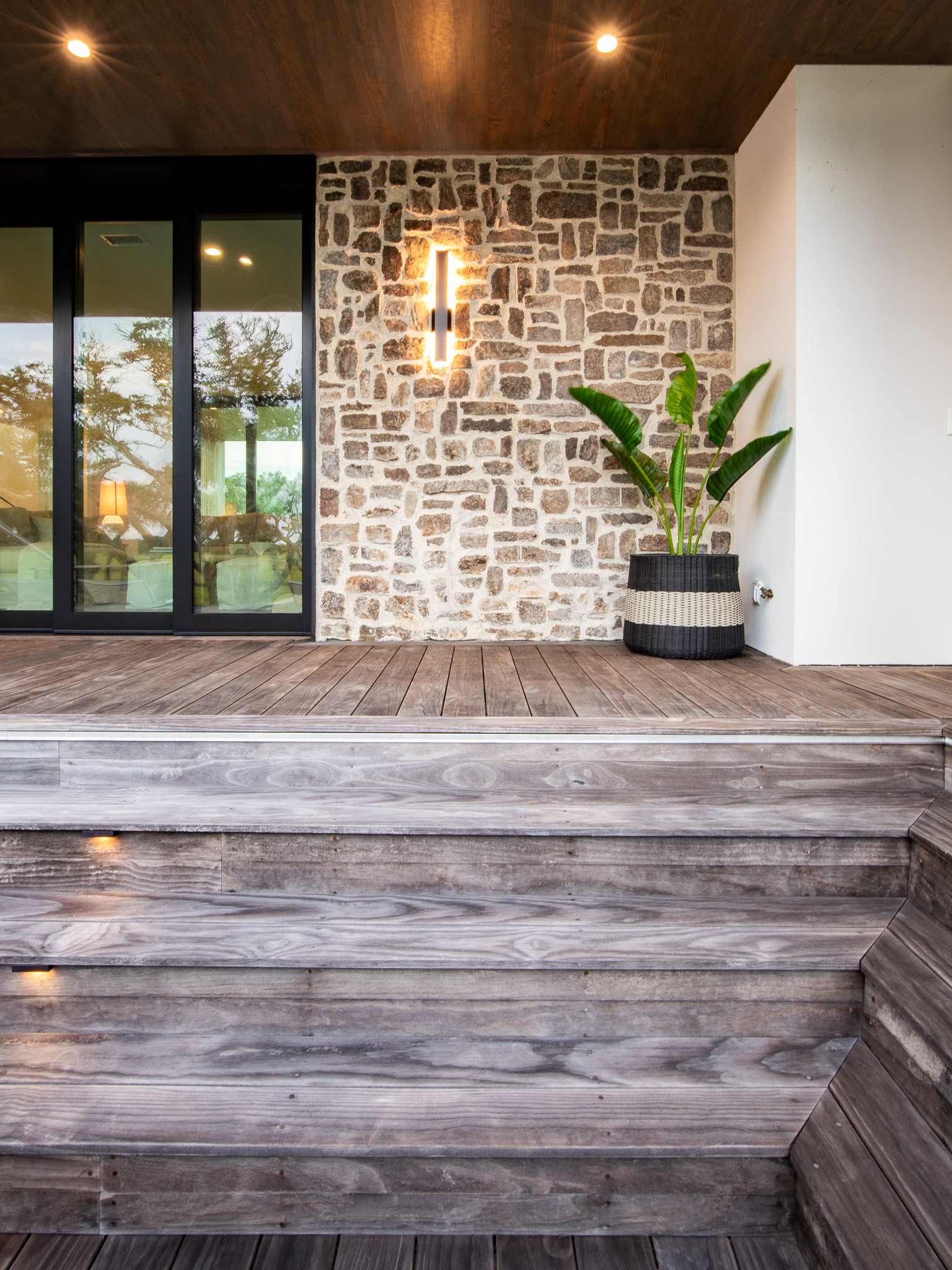 Island Organic Modern