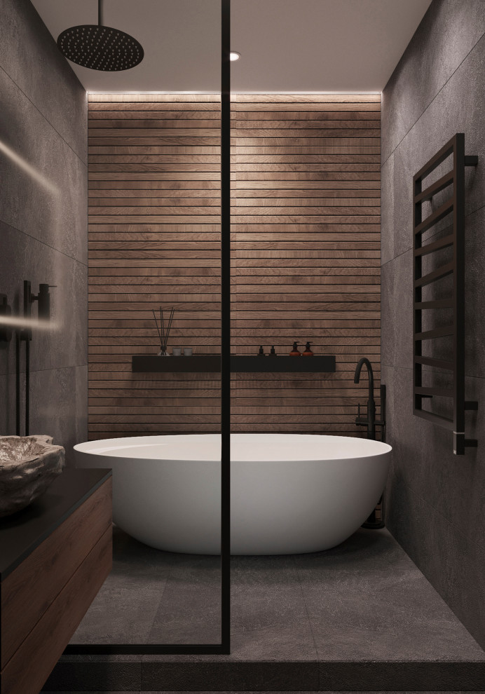 Immagine di una stanza da bagno padronale scandinava di medie dimensioni con vasca freestanding, doccia aperta e mobile bagno sospeso
