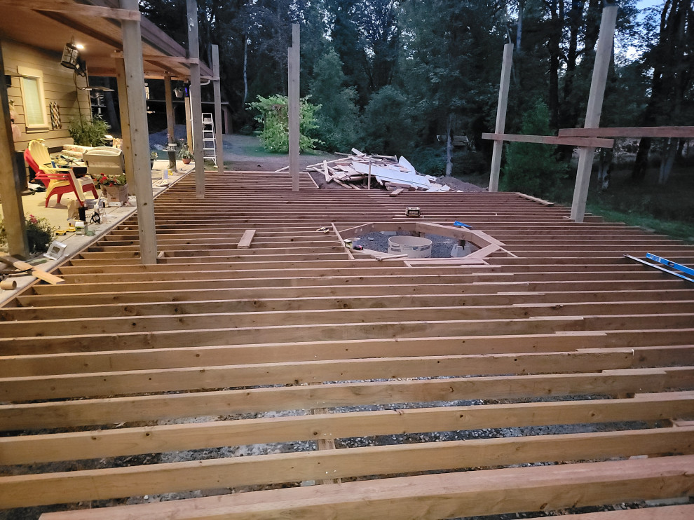 30x40 Covered deck with outdoor kitchen