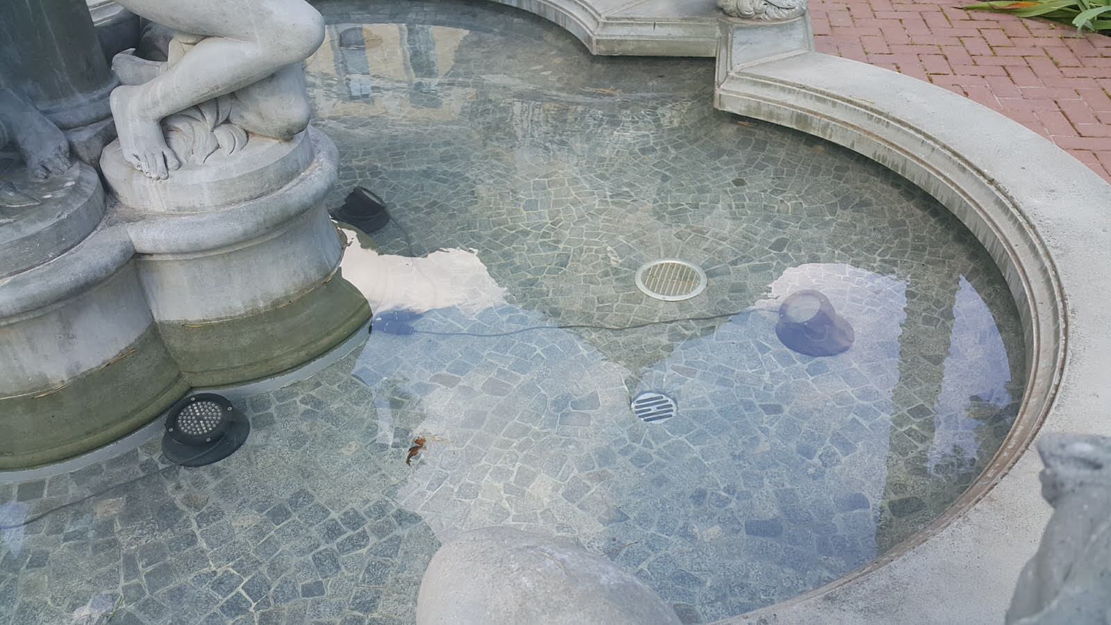 Реставрация фонтана в Горках