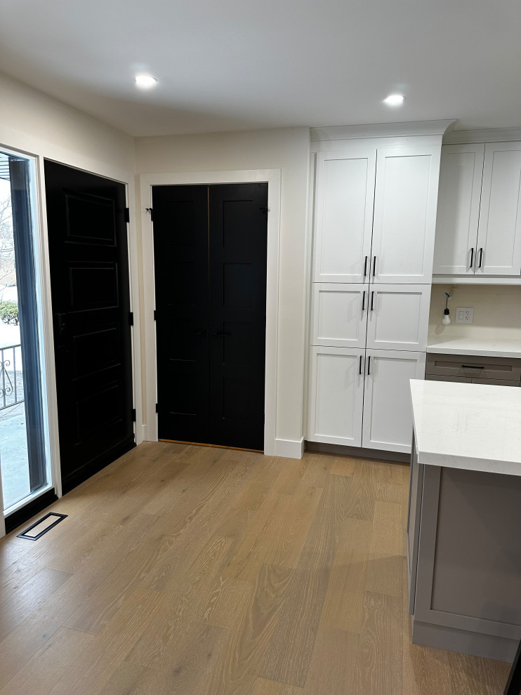 Trillium Crescent - Modern Kitchen - London, ON