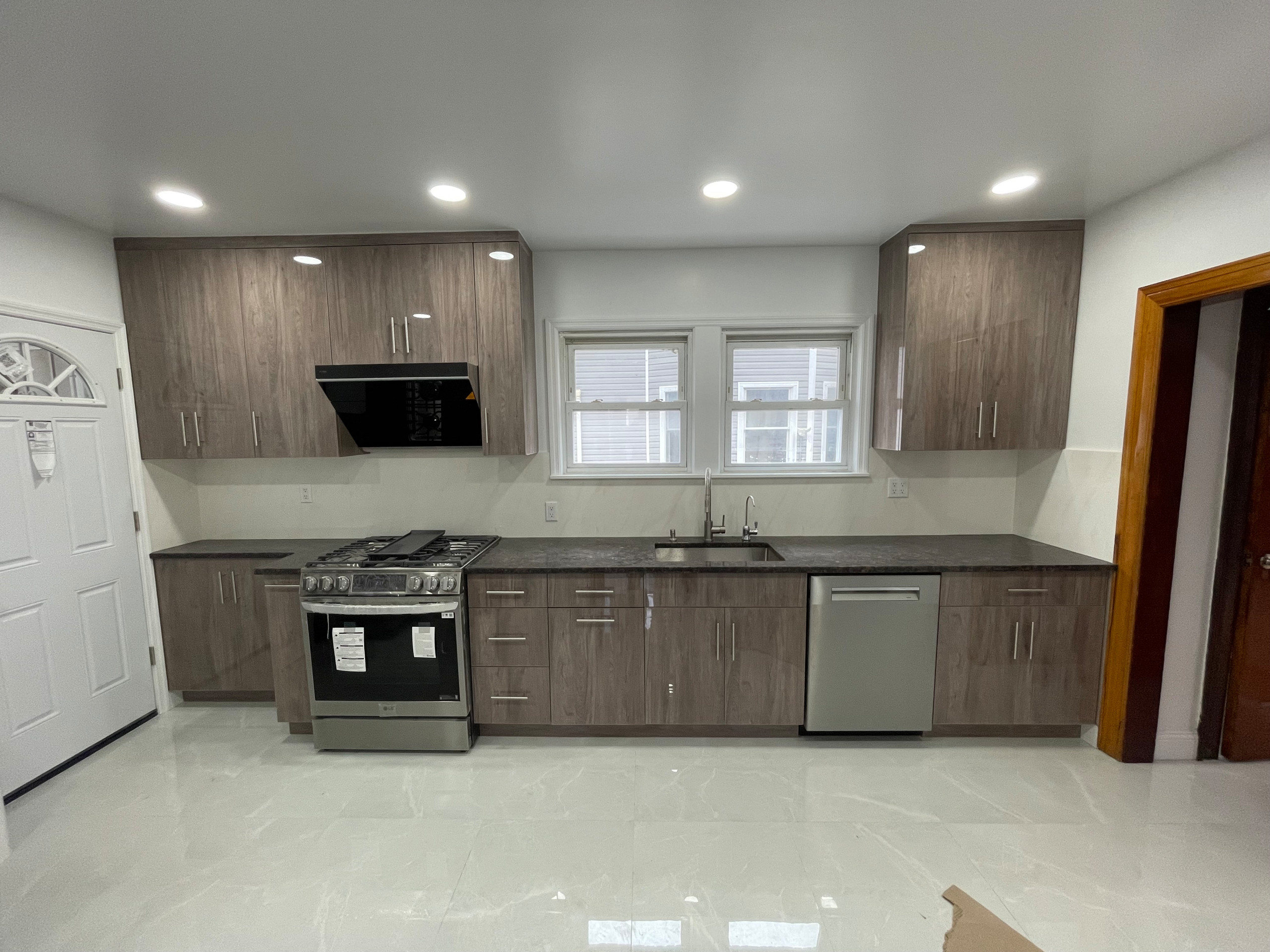 Tony 's house XXX-XX 42 Ave Flushing NY 11358