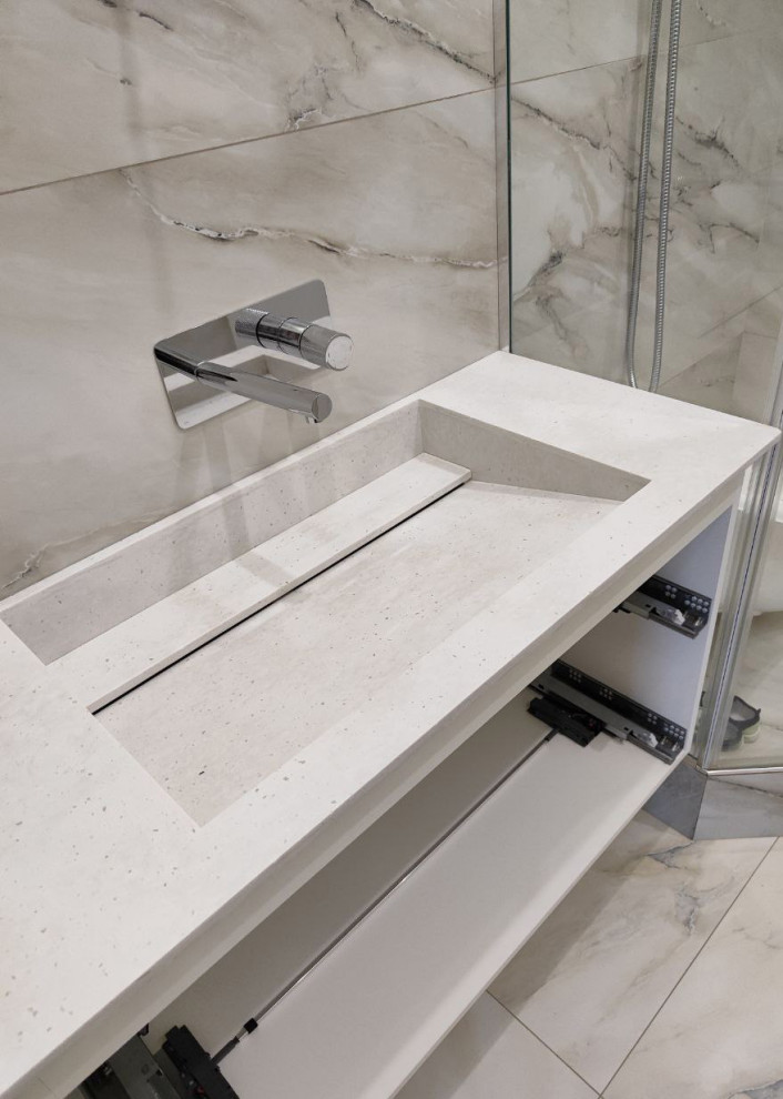 Столешница из акрилового камня в ванную комнату