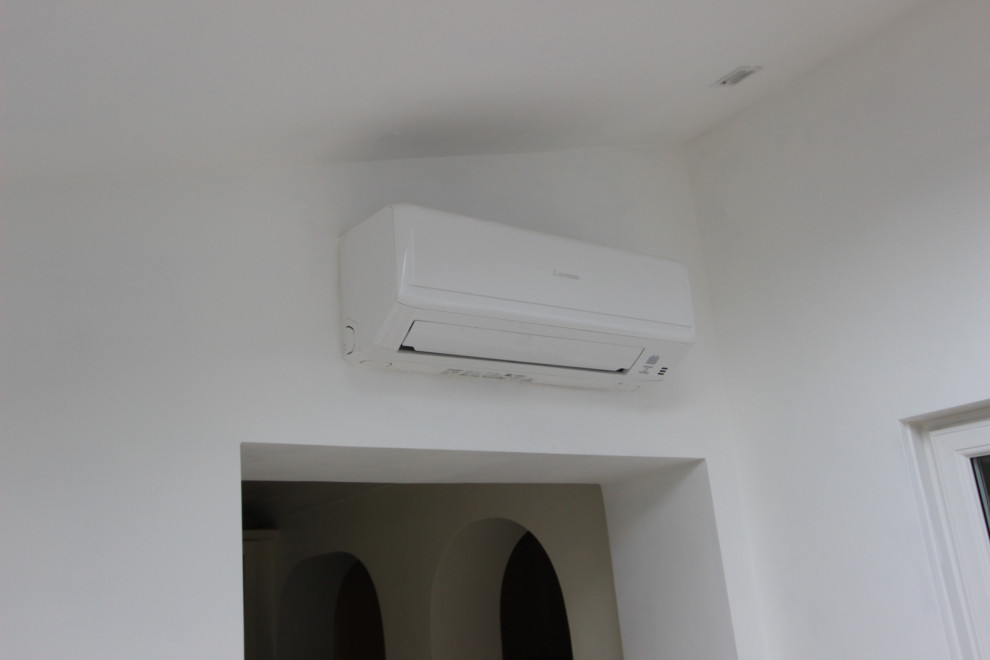 Bracknell - Air conditioning unit
