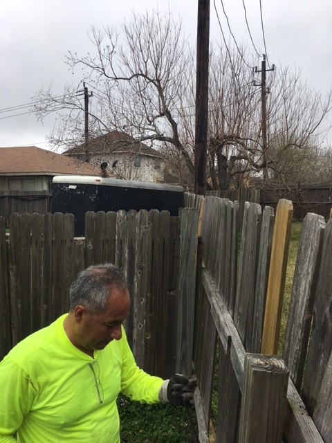 300' Fence (Wood) Repairs