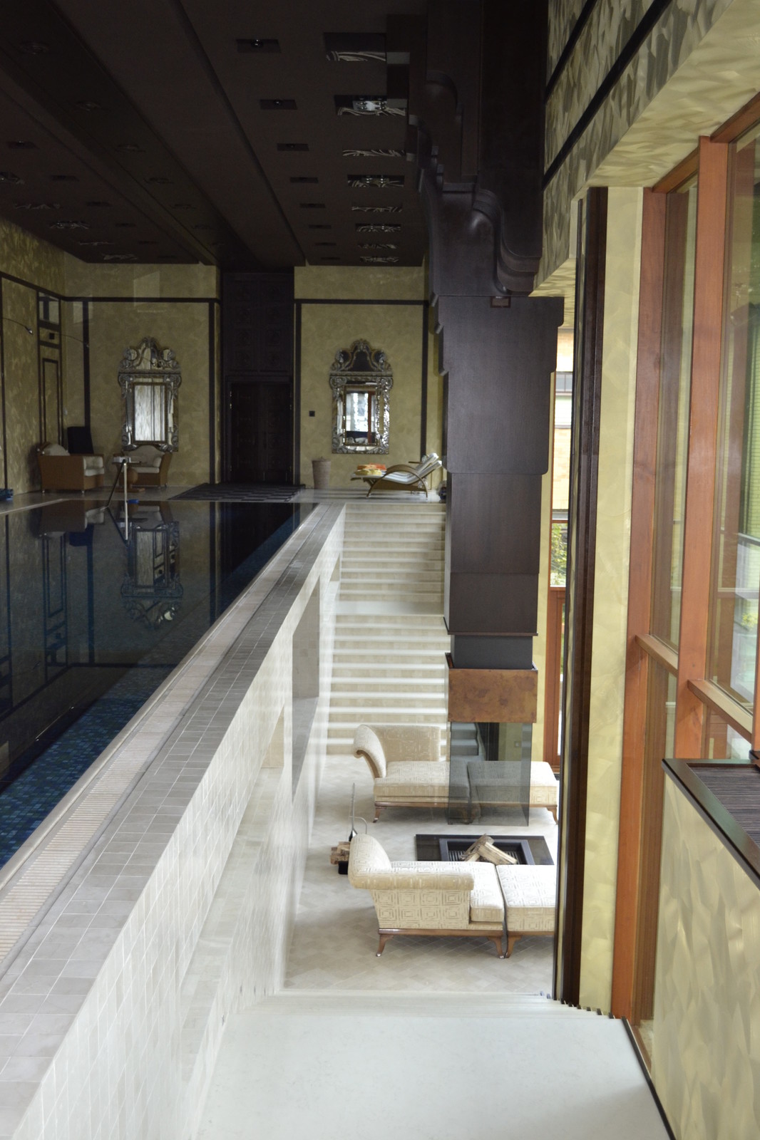 Мебель и предметы интерьера, выполненные по моим эскизам совместно с фабриками