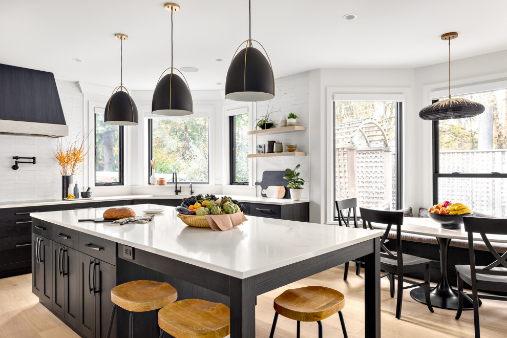 Inspiration for a transitional kitchen remodel in Vancouver