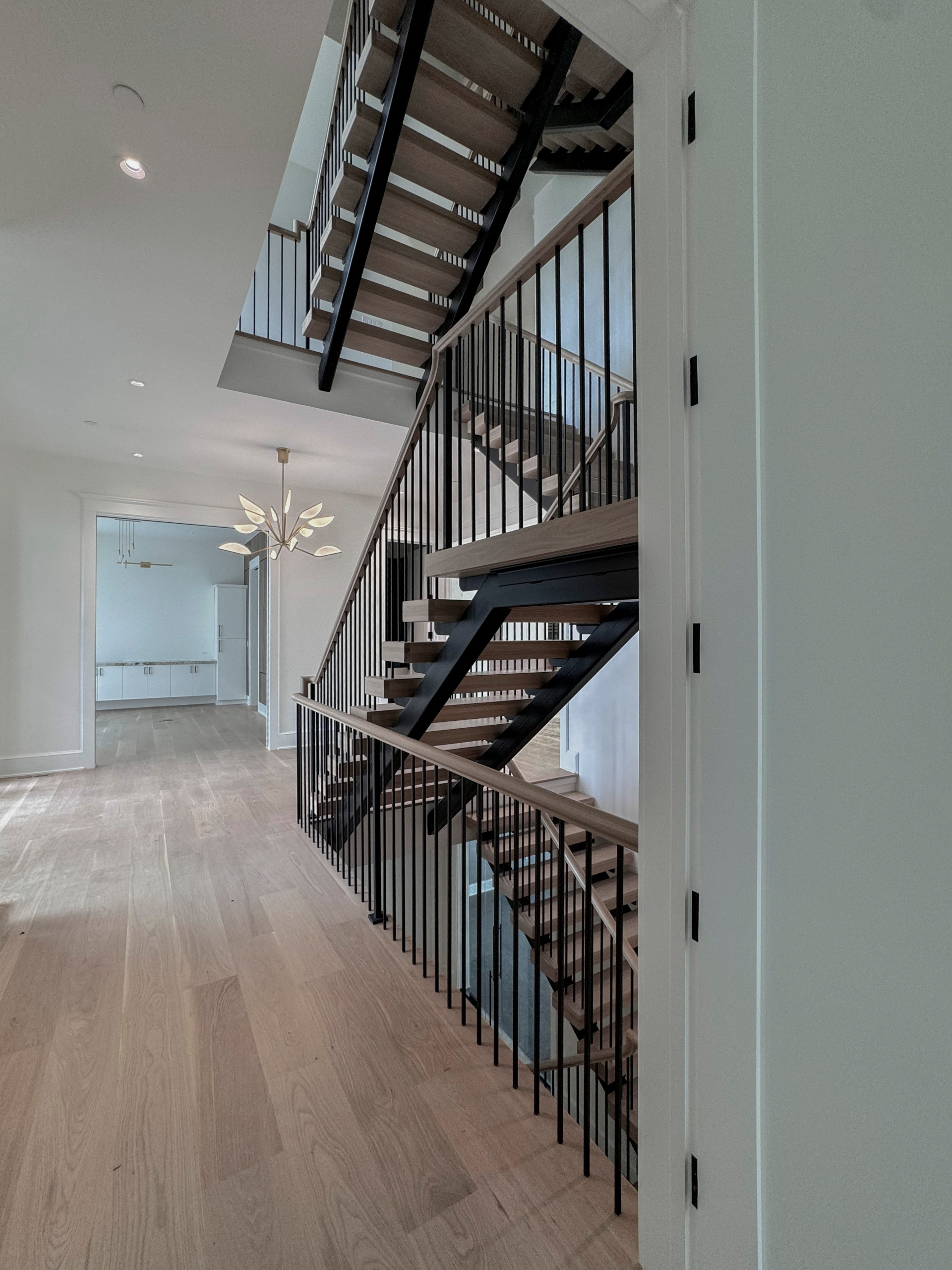 122_Modern Steel & Wood Floating Staircase, Arlington VA 22207
