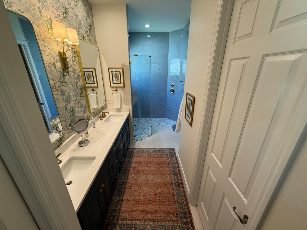 Modern Walk in Shower Retreat