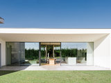 Una Villa con Ampie Vetrate Per Immergersi nella Natura (12 photos) - image  on http://www.designedoo.it