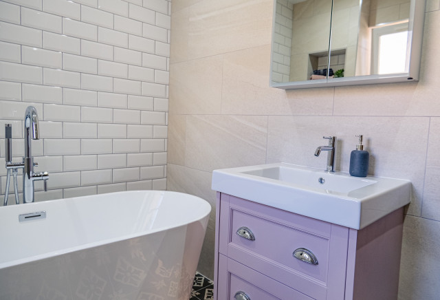Contemporary Family Bathroom contemporary-kitchen