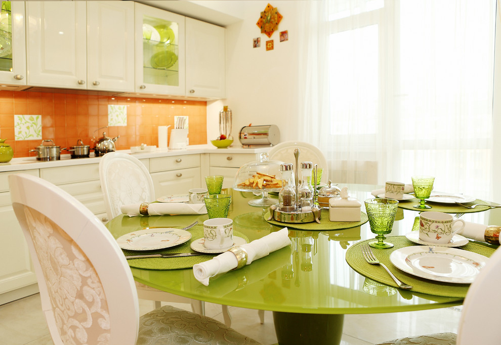 Элегантность в радостных цветах