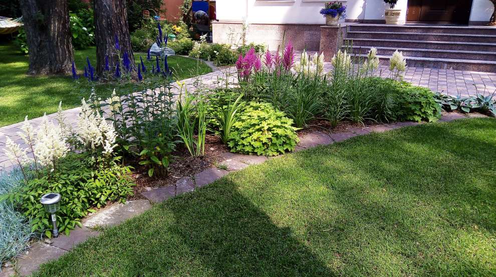 Цветники под пологом леса