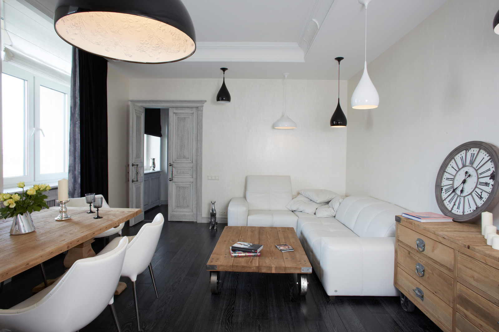 Эклектичная квартира в высотке на Котельнической набережной