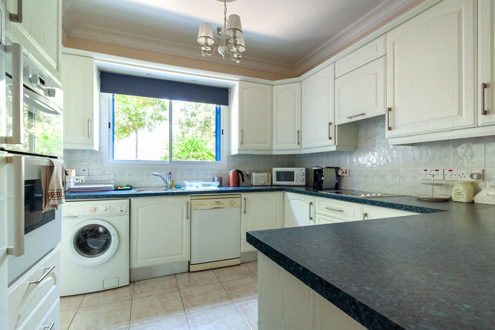 Kings Avenue Apartment