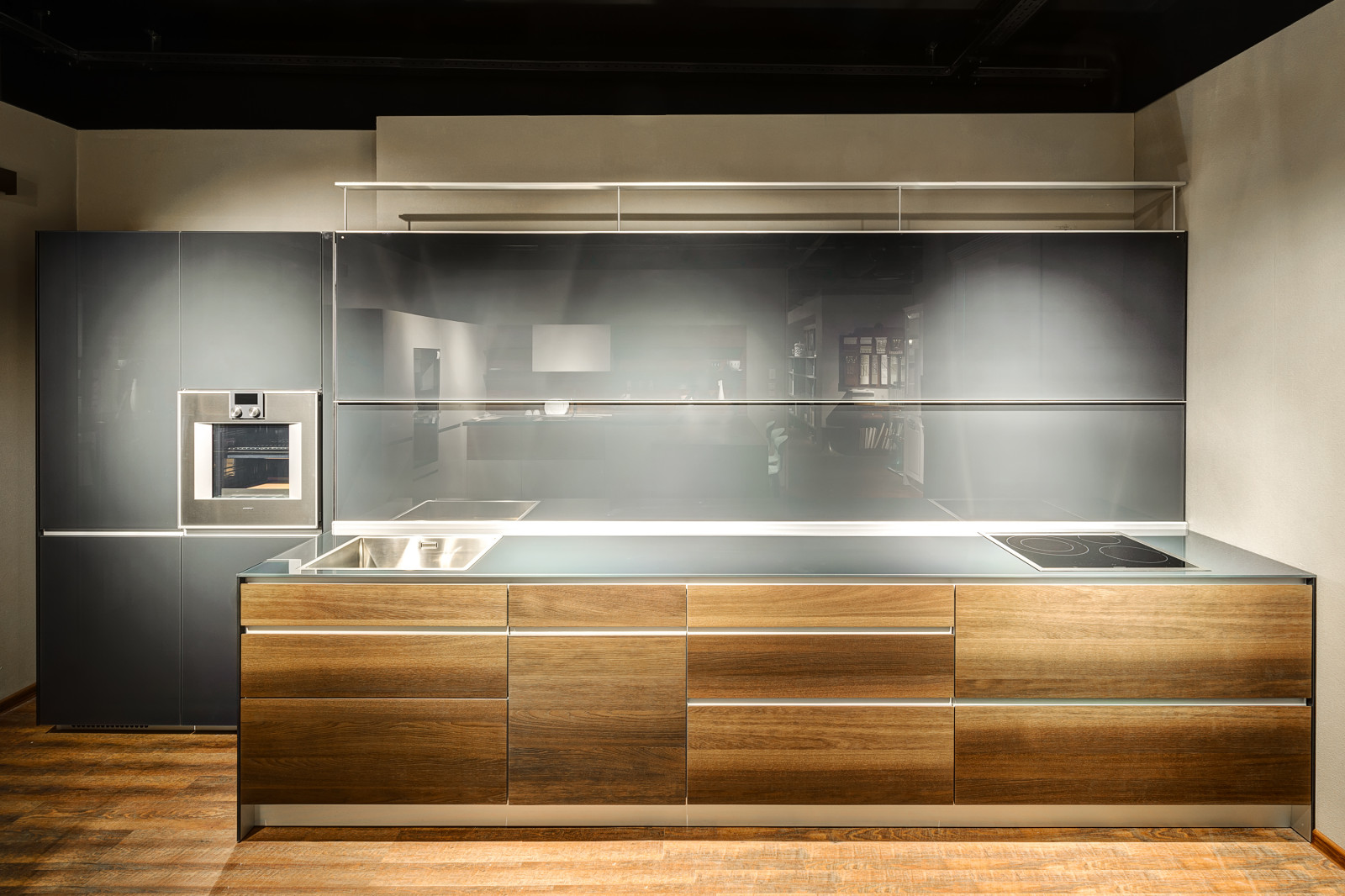 Кухня хайтек