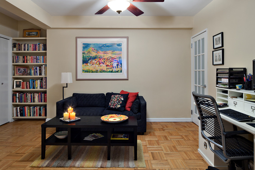 Inspiration for a contemporary home office remodel in New York