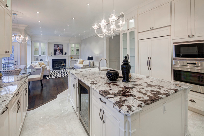 Inspiration for a transitional kitchen remodel in Toronto