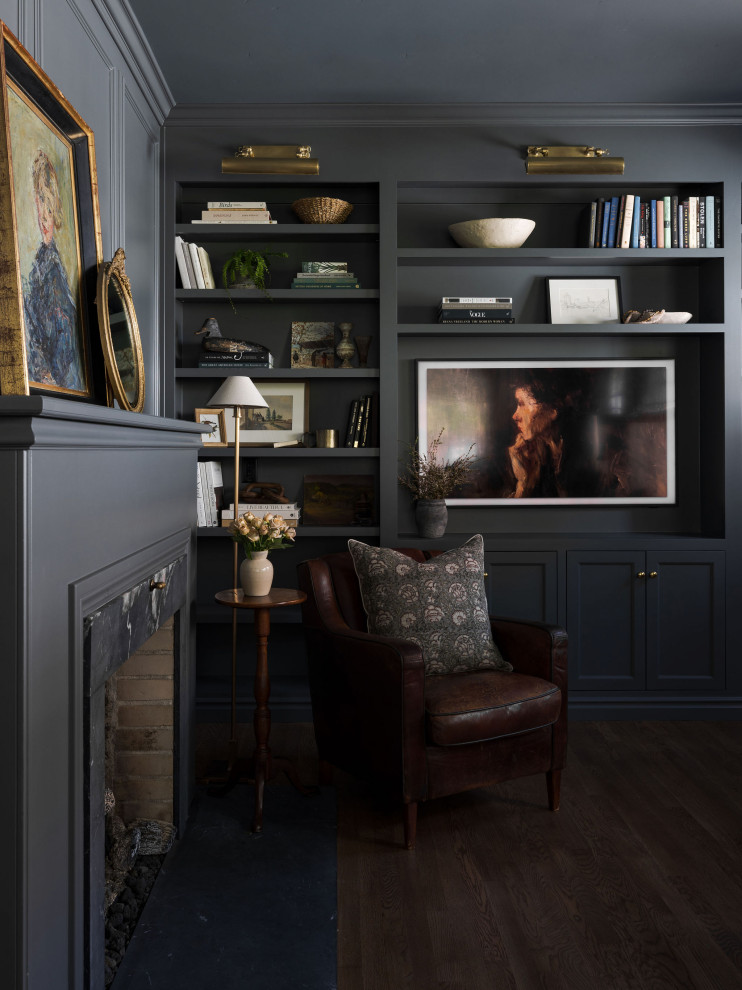 Elegant living room photo in Sacramento
