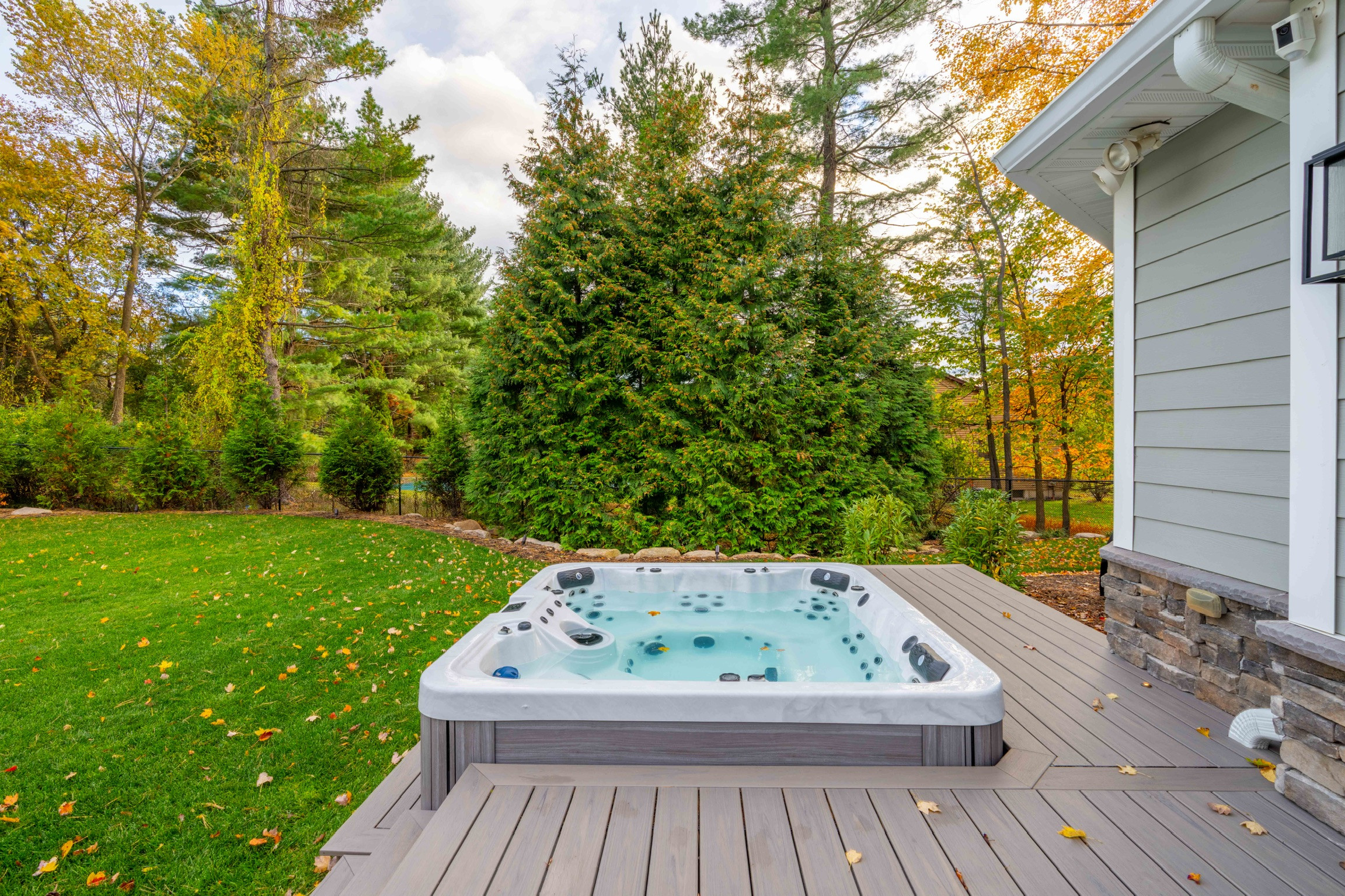 Porcelain Paradise with a Party Pavilian