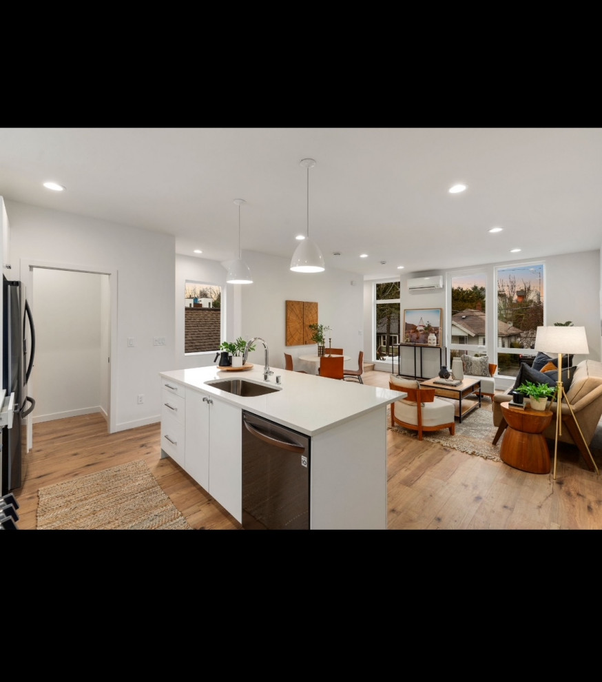 Seattle Six Unit Townhomes