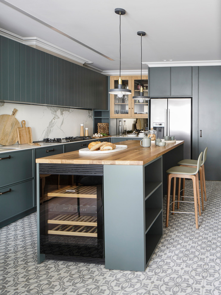 This is an example of a scandinavian kitchen in Barcelona with with island.