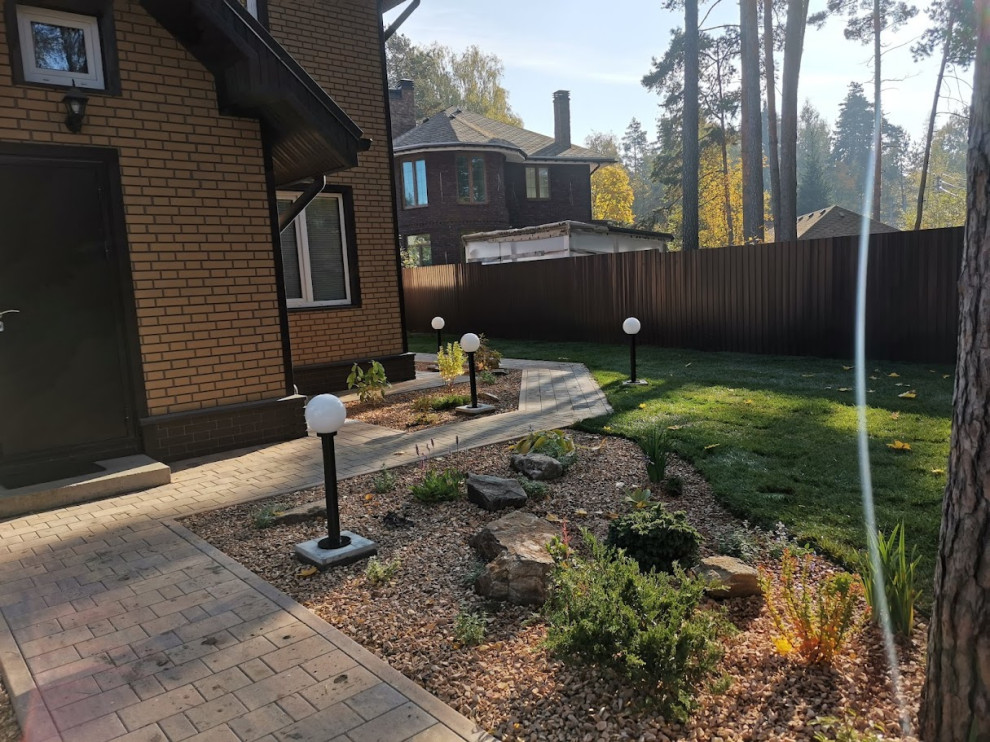 Реализация ландшафтного проекта на площади 300м2.