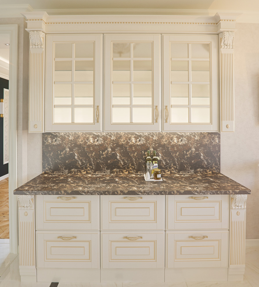 Двухэтажная квартира в стиле Яркая классика 340 м2