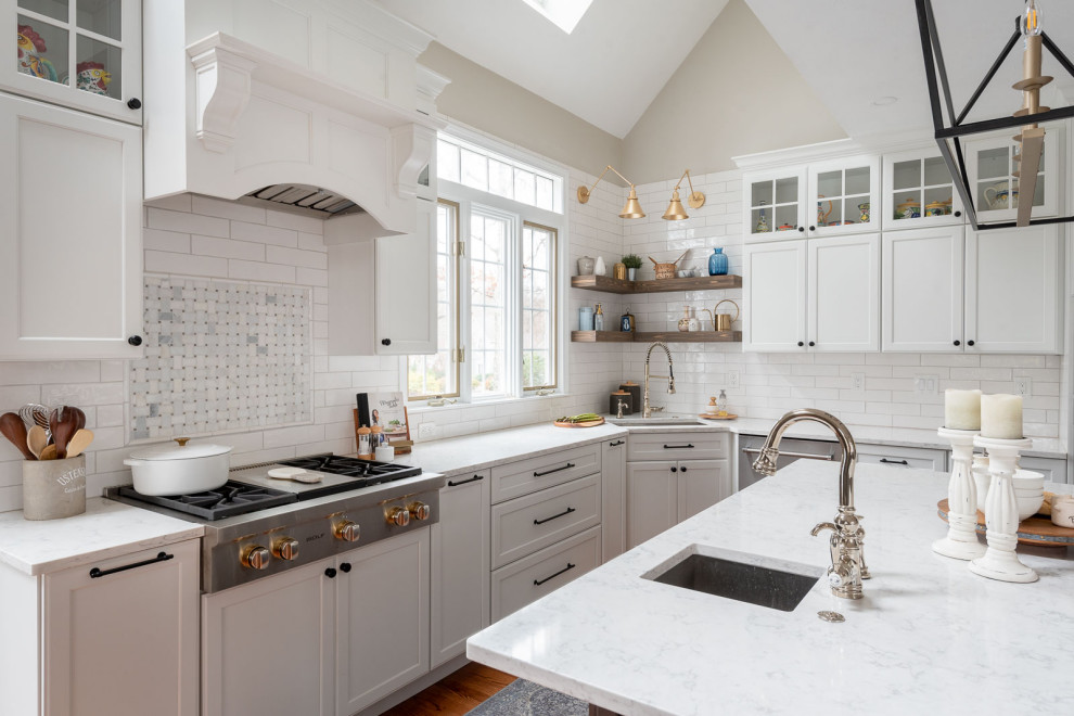 Kitchen - transitional kitchen idea in Providence